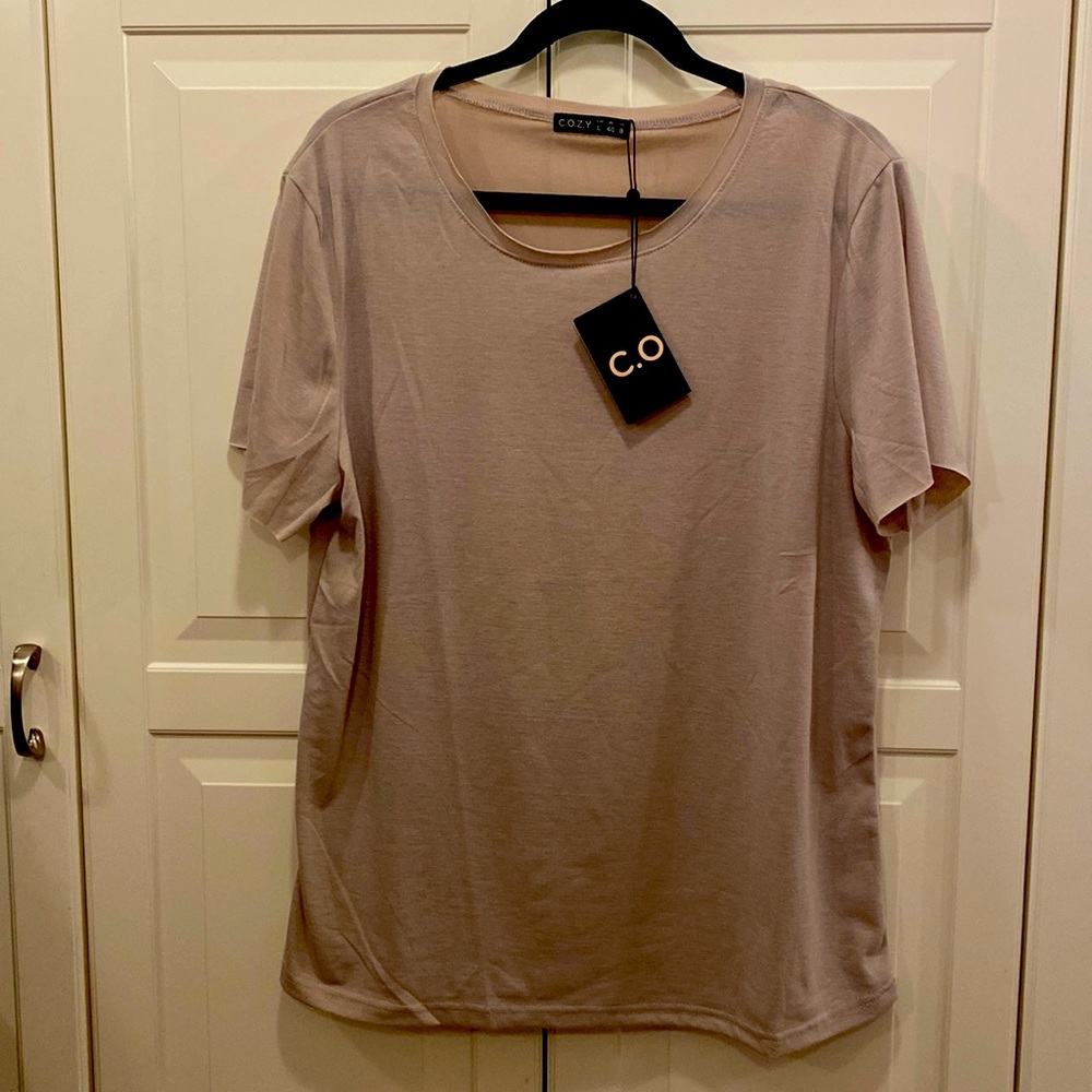 Comfy top, short sleeved C.O.Z.Y. brand, Size Large, NWT